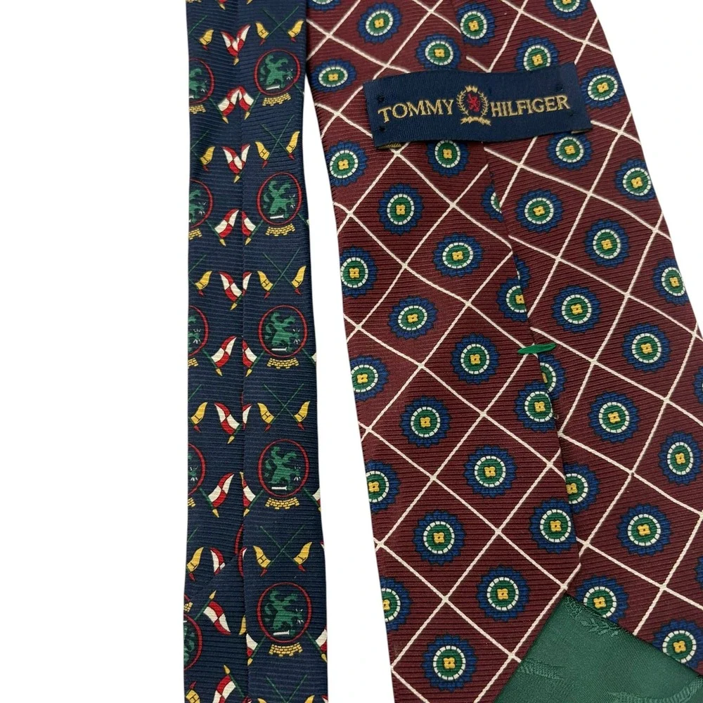 Vintage Tommy Hilfiger Italian Silk Tie Burgundy Medallion Geometric Made USA